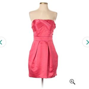 BCBG gorgeous Mini Dress NWT teaberry red w/ pads